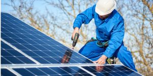 Installation Maintenance Panneaux Solaires Photovoltaïques à Esclagne